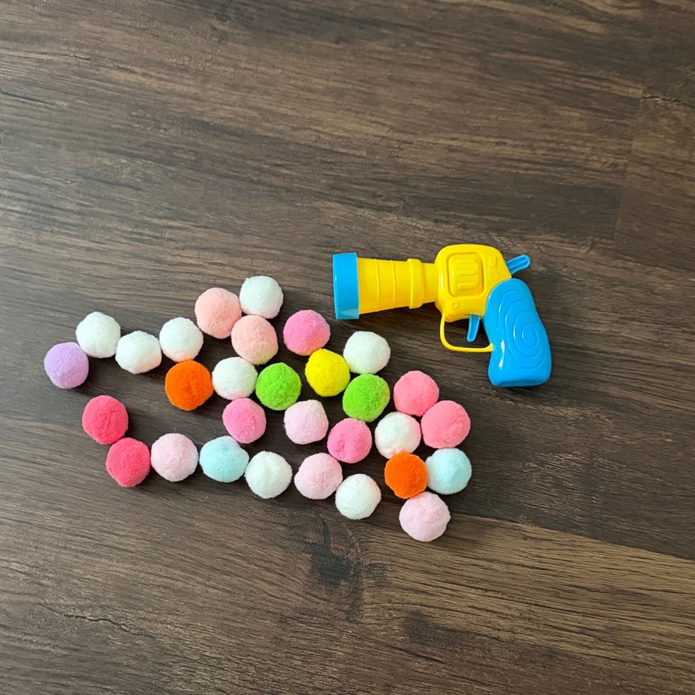 Cat Toy Gun with Pom Poms